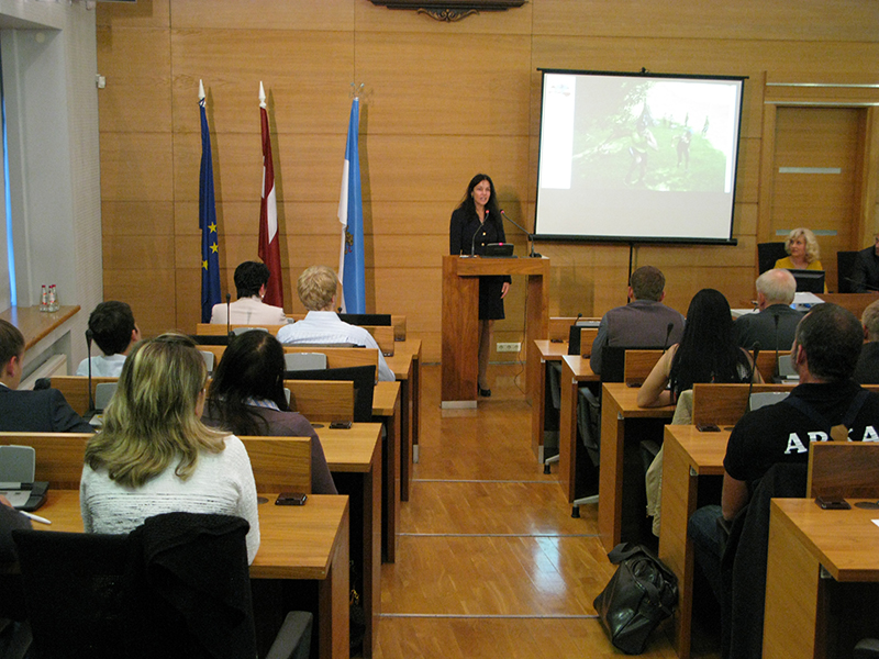 oratorskoe masterstvo dlja presskonferencij.irina lando